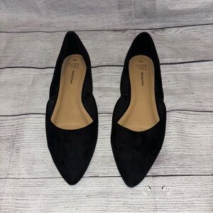 Gently Used Women’s Pointed Dress Shoes (Loc#3)